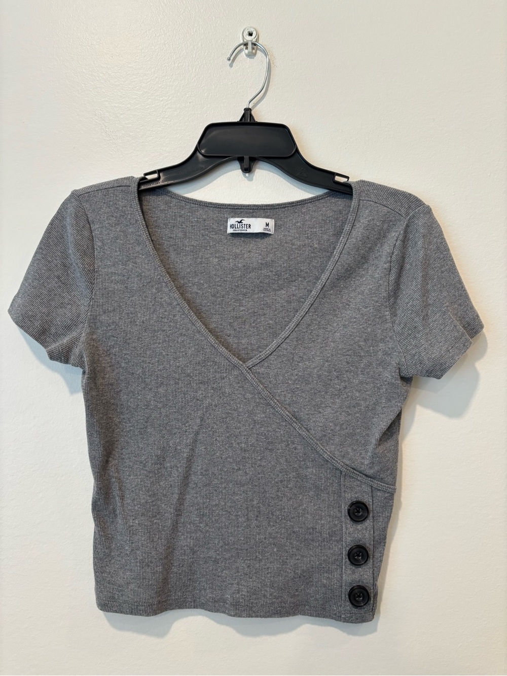 Hollister Gray Short-Sleeve Wrap Knit Top
